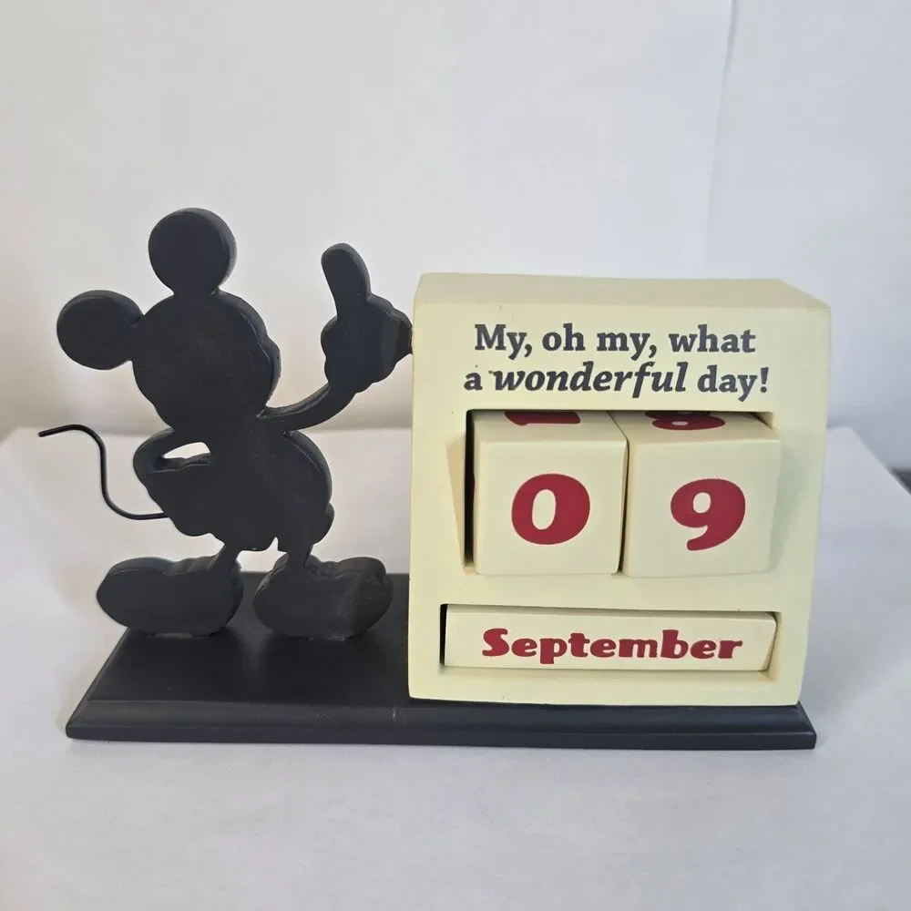 Disney Hallmark Mickey Mouse Silhouette Figure Wooden Block Desk Calendar